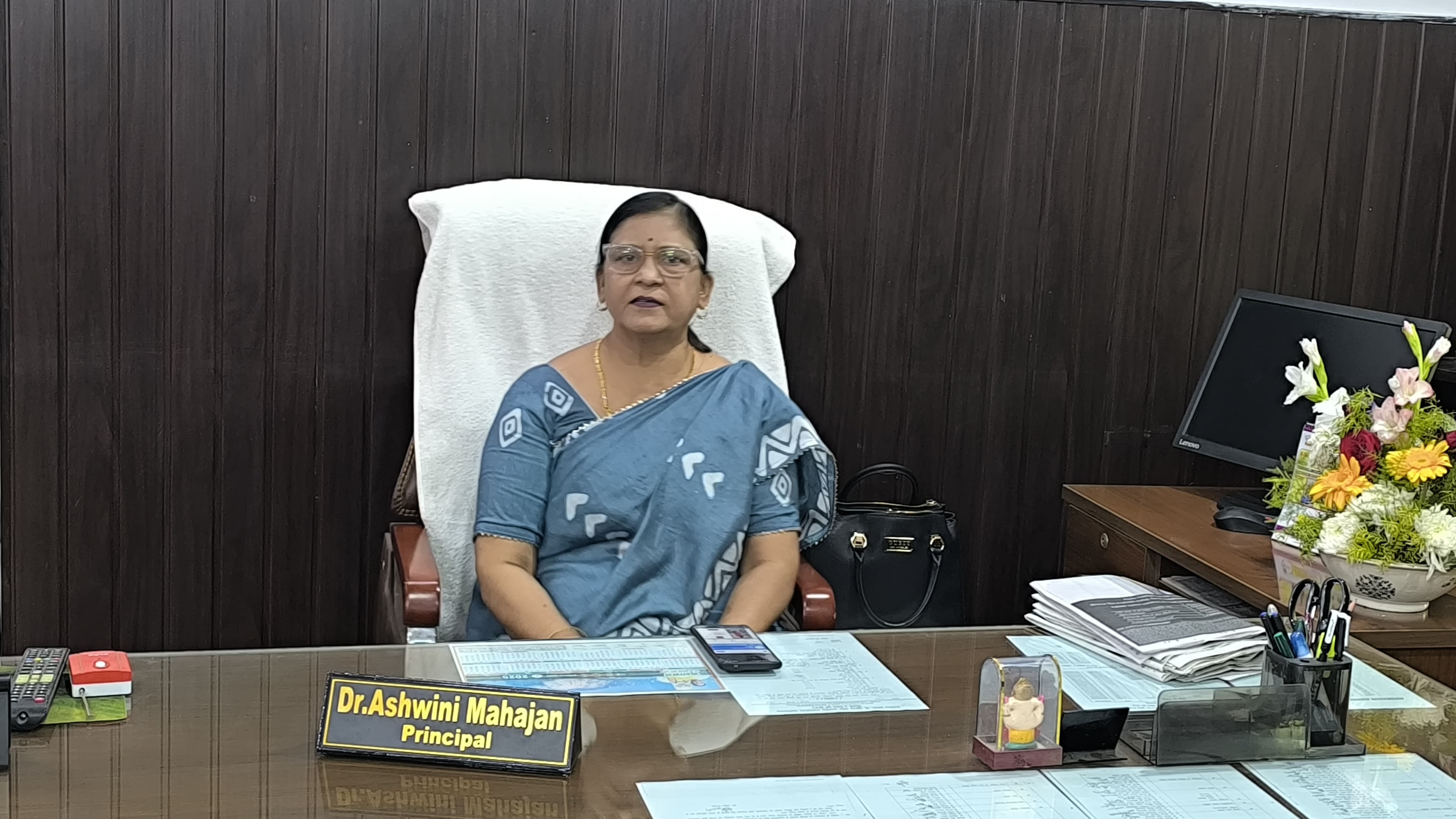 Dr Ashwini Mahajan